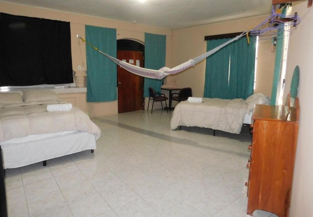 Arnold'S Guest House San Ignacio Eksteriør bilde
